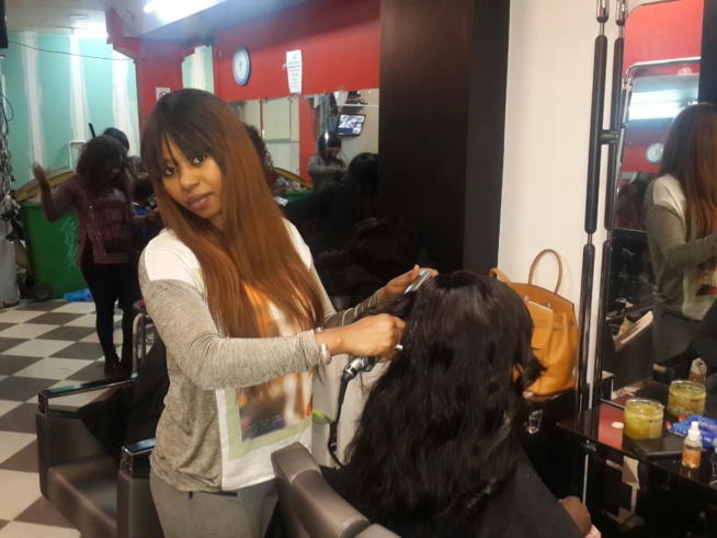 Spécial korité chez Tacco Affro la coiffeuse des VIP parisiennes pour la fabrication de vos perruques Metro Château D'eau Spécial korité chez Tacco Affro la coiffeuse des VIP parisiennes pour la fabrication de vos perruques Metro Château D'eau