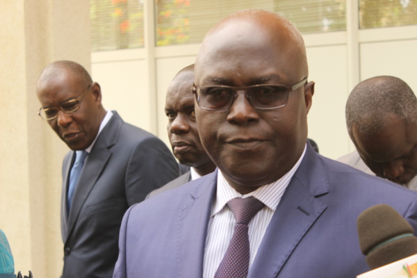 La Cour des Comptes épingle... la Cour des comptes La Cour des Comptes épingle... la Cour des comptes