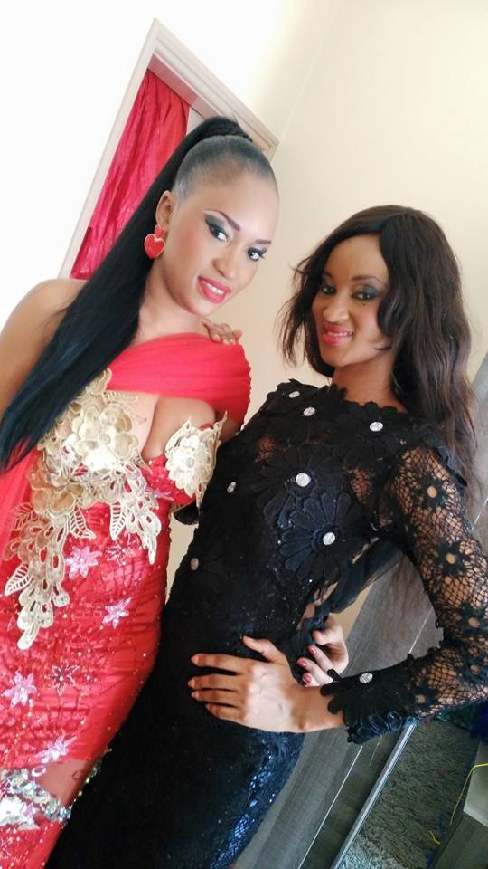 Le mannequin Khadija Diallo respire la forme et le bonheur. Le mannequin Khadija Diallo respire la forme et le bonheur.