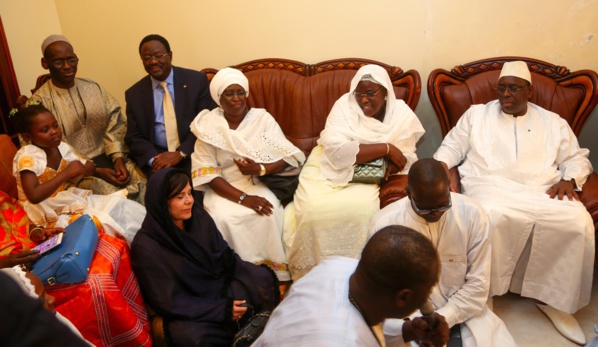 Condoléances: Le président de la République et la Première dame chez Moustapha Diakhaté Condoléances: Le président de la République et la Première dame chez Moustapha Diakhaté