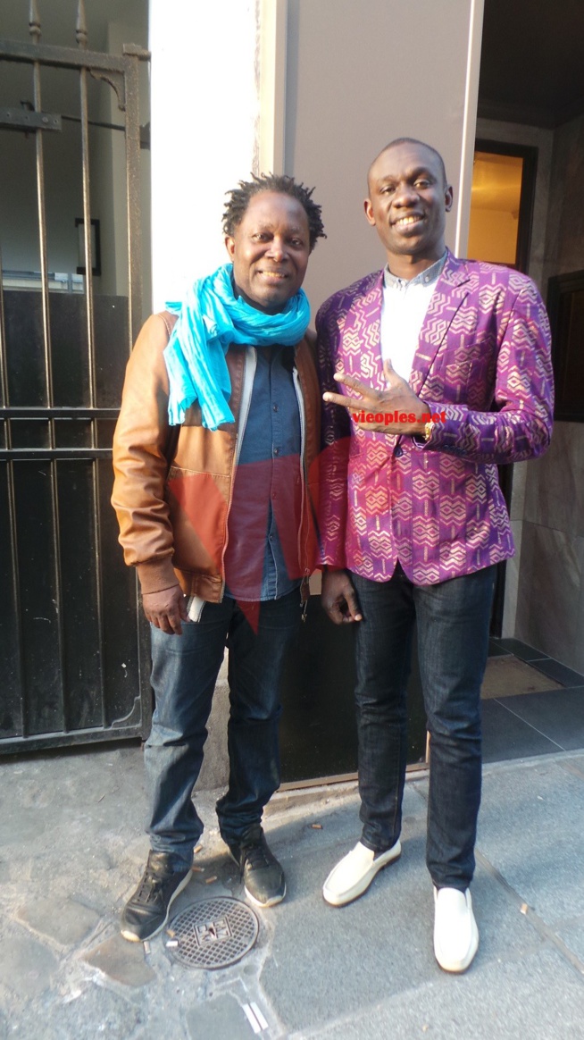 Pape Diouf chez le chanteur Luka Kanza à Paris. Pape Diouf chez le chanteur Luka Kanza à Paris.