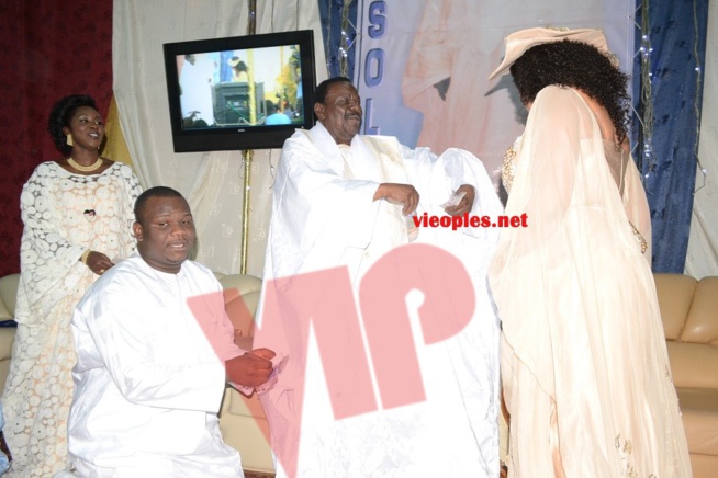 Malgré le désapprobation de ses frères, Midadi (fils Cheikh Béthio Thioune) lance son mouvement Malgré le désapprobation de ses frères, Midadi (fils Cheikh Béthio Thioune) lance son mouvement