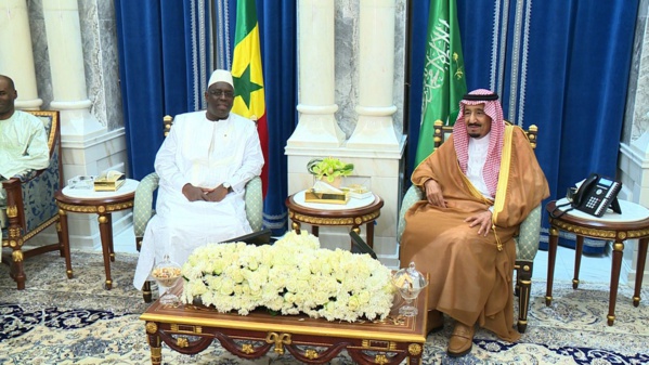 Arabie Saoudite-Macky et Roi Salmane discutent de l'envoi des 2100 soldats? Arabie Saoudite-Macky et Roi Salmane discutent de l'envoi des 2100 soldats?
