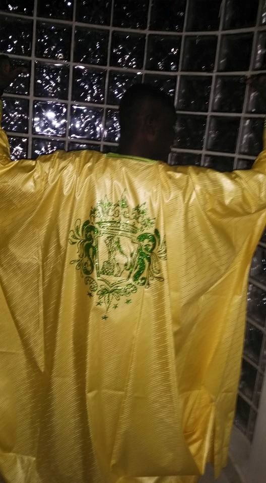 Tendance et mode korité Pape Diouf dans les couleurs et le style de Pape Seck Touba Couture. Tendance et mode korité Pape Diouf dans les couleurs et le style de Pape Seck Touba Couture.