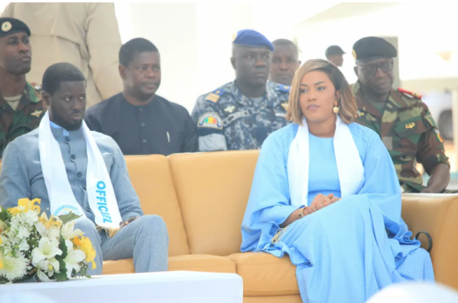 Pèlerinage de Popenguine: L’arrivée du Président Bassirou Diomaye en compagnie de la Première dame Absa Faye(Photos) Pèlerinage de Popenguine: L’arrivée du Président Bassirou Diomaye en compagnie de la Première dame Absa Faye(Photos)