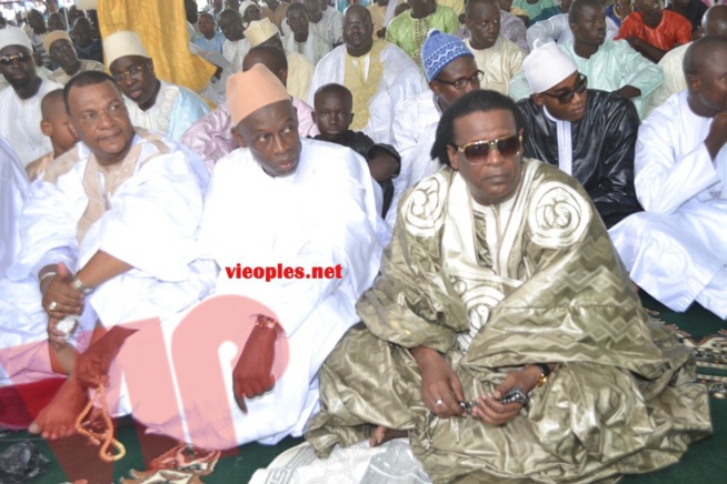 Les images de la prière d' Eid Moubarak à la grande mosquée Masalikoul djin de Dakar. Les images de la prière d' Eid Moubarak à la grande mosquée Masalikoul djin de Dakar.