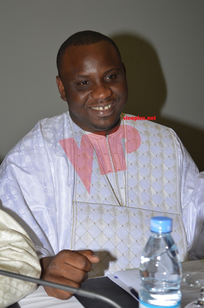 Fils de Cheikh Bethio, Serigne Saliou Midadi présente le mouvement "Deegel Emermegence ak Macky" DEM Fils de Cheikh Bethio, Serigne Saliou Midadi présente le mouvement "Deegel Emermegence ak Macky" DEM