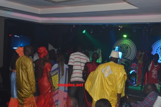 Lendemain korité: Pape Diouf remet le feu au Baramundi et vous donne rendez-vous ce mercredi au Just 4 U. Lendemain korité: Pape Diouf remet le feu au Baramundi et vous donne rendez-vous ce mercredi au Just 4 U.