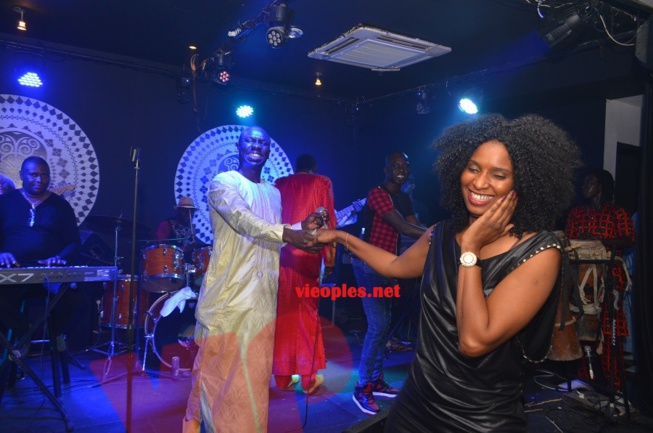 Lendemain korité: Pape Diouf remet le feu au Baramundi et vous donne rendez-vous ce mercredi au Just 4 U. Lendemain korité: Pape Diouf remet le feu au Baramundi et vous donne rendez-vous ce mercredi au Just 4 U.