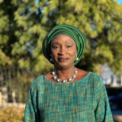 Couple sénégalais séparé de leurs 3 enfants au Canada : La lettre du père à la ministre Yassine Fall Couple sénégalais séparé de leurs 3 enfants au Canada : La lettre du père à la ministre Yassine Fall