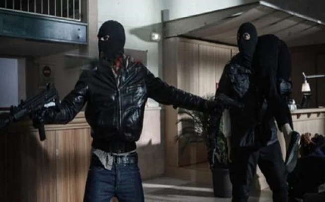 Attaque armée à Léfakho (Khossanto) : Plusieurs millions emportés, un jeune homme tabassé par les malfrats ! Attaque armée à Léfakho (Khossanto) : Plusieurs millions emportés, un jeune homme tabassé par les malfrats !