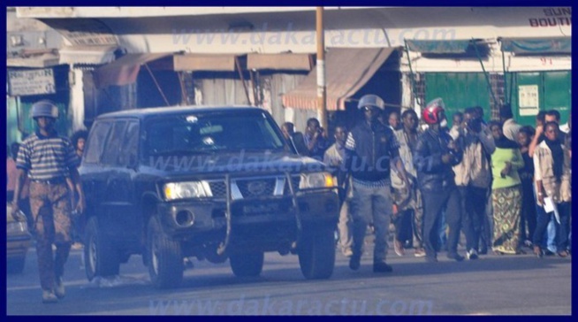 Liberté 1 / L'épouse d'un diplomate tente de mettre fin à ses jours : Le film de l'intervention de la police et de la BIP Liberté 1 / L'épouse d'un diplomate tente de mettre fin à ses jours : Le film de l'intervention de la police et de la BIP