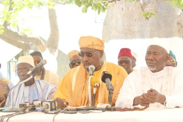 Abdoulaye Makhtar Diop sur la sortie de Papa Samba Mboup contre l’Imam Ratib : "Nous allons faire taire le chien et laisser la caravane passer” Abdoulaye Makhtar Diop sur la sortie de Papa Samba Mboup contre l’Imam Ratib : "Nous allons faire taire le chien et laisser la caravane passer”