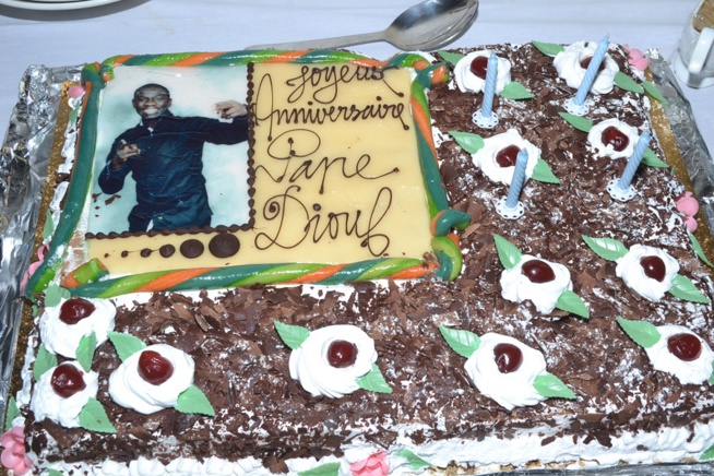 20 Photos Anniversaire: Bébé Basse Diouf offre une surprise à son mari Pape Diouf le jour de son anniversaire 20 Photos Anniversaire: Bébé Basse Diouf offre une surprise à son mari Pape Diouf le jour de son anniversaire