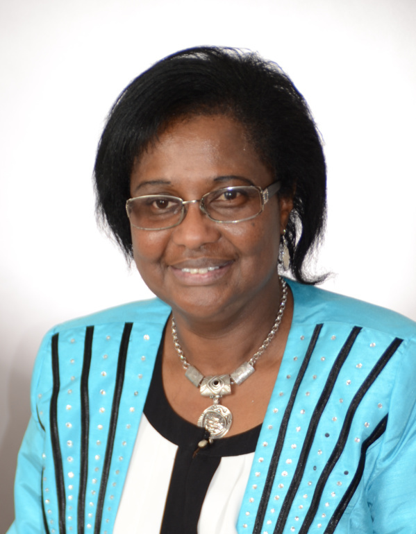 Prix de la Femme Africaine en Europe 2015 au Dr Pierrette Herzberger-Fofana à Genève Prix de la Femme Africaine en Europe 2015 au Dr Pierrette Herzberger-Fofana à Genève