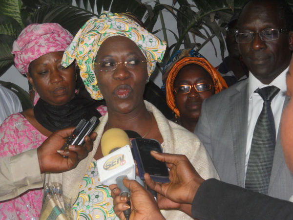 Octroi des bourses de sécurité familiale : les précisions de la DGPSN sur la sortie de Ahmed Khalifa Niasse Octroi des bourses de sécurité familiale : les précisions de la DGPSN sur la sortie de Ahmed Khalifa Niasse