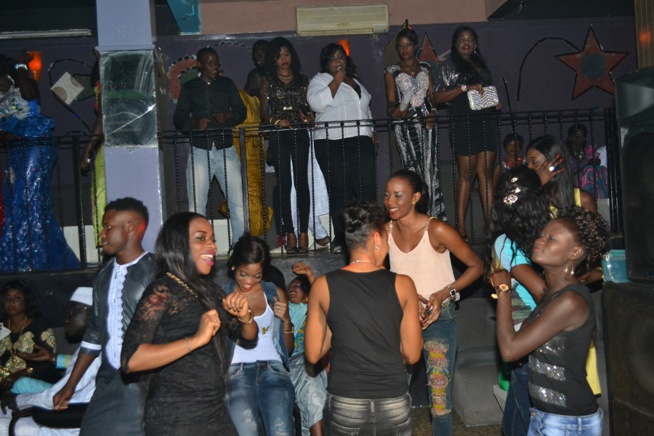 Revivez les images de la soirée de l'enfant de Pikine Baba Mbengue au Copacabana. Revivez les images de la soirée de l'enfant de Pikine Baba Mbengue au Copacabana.