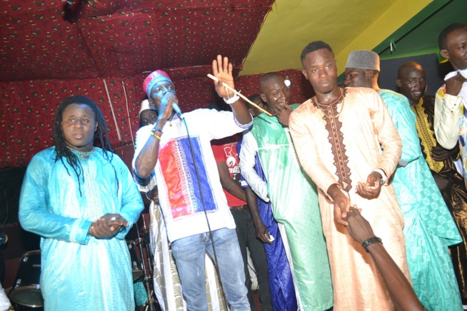 Revivez les images de la soirée de l'enfant de Pikine Baba Mbengue au Copacabana. Revivez les images de la soirée de l'enfant de Pikine Baba Mbengue au Copacabana.