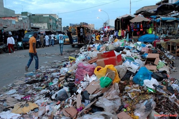 Dakar bientôt sous les ordures