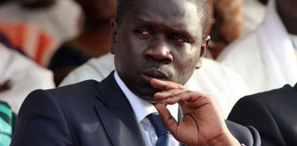 Les jeunes de Malick Gakou regrettent les "insultes" de Me Omar Youm Les jeunes de Malick Gakou regrettent les "insultes" de Me Omar Youm