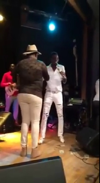 (Vidéos)Soirée  Waly Seck à Stockolm en Suéde: Regardez le" battré" de Amzo