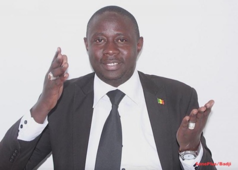 Pour défendre Mankeur Ndiaye, la Cojer de Kaolack attaquent Souleymane Jules Diop Pour défendre Mankeur Ndiaye, la Cojer de Kaolack attaquent Souleymane Jules Diop