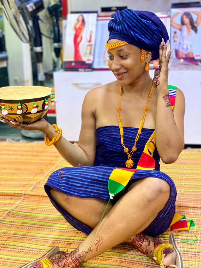 URGENT-HENE TIME de l'épouse de Tange Tandian PDG Vipeoples TV ambiance totale 'li nekh na dé" URGENT-HENE TIME de l'épouse de Tange Tandian PDG Vipeoples TV ambiance totale 'li nekh na dé"