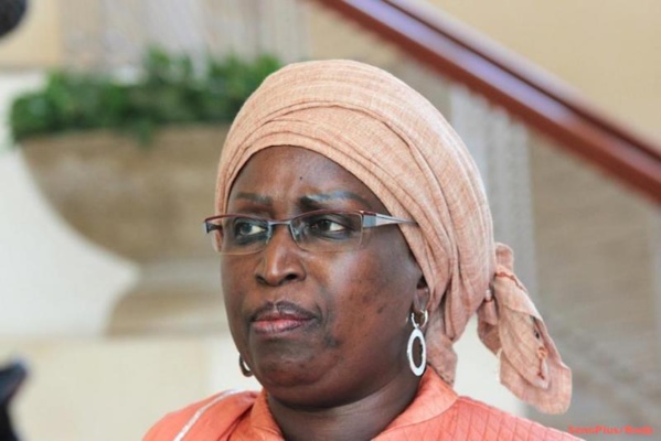 Penda Mbow sur le débat sur l'interdiction de la burqa : "A une provocation politique, il faut absolument une réponse politique appropriée" Penda Mbow sur le débat sur l'interdiction de la burqa : "A une provocation politique, il faut absolument une réponse politique appropriée"