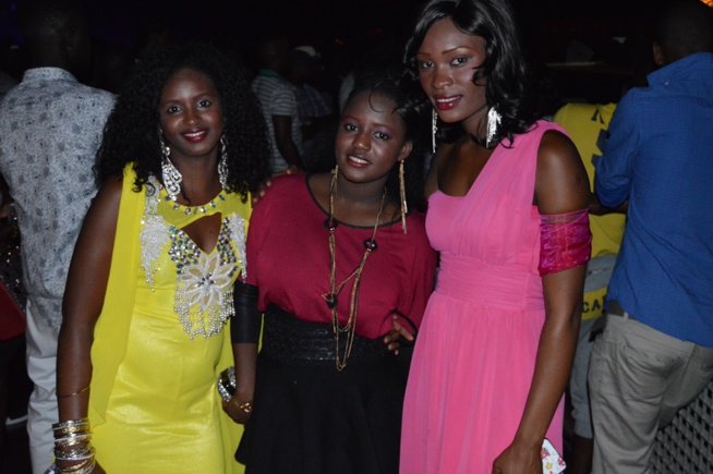 21 IMAGES.En direct de Girona: Pape Diouf inonde les 1800 places de la salle de Mirona. 21 IMAGES.En direct de Girona: Pape Diouf inonde les 1800 places de la salle de Mirona.