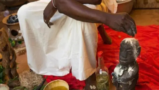 Sous l’emprise de son marabout : Moussa Sadio vole 15 millions de francs CFA à leur entreprise Sous l’emprise de son marabout : Moussa Sadio vole 15 millions de francs CFA à leur entreprise