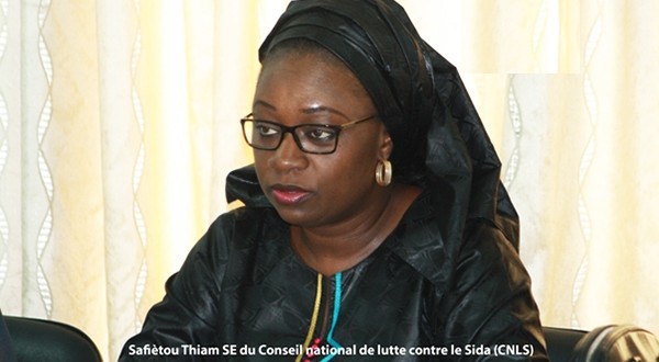Génération sans Sida en 2030 : Le Sénégal compte sur les investisseurs nationaux pour atteindre 75 milliards Génération sans Sida en 2030 : Le Sénégal compte sur les investisseurs nationaux pour atteindre 75 milliards
