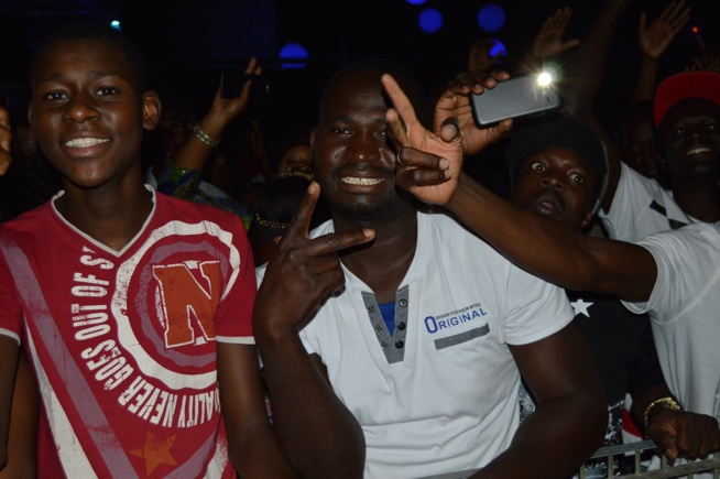 Images: Pape Diouf et la génération consciente enflamment l'Espagne et descendent sur Bruxelles ce samedi 08 Août. Images: Pape Diouf et la génération consciente enflamment l'Espagne et descendent sur Bruxelles ce samedi 08 Août.