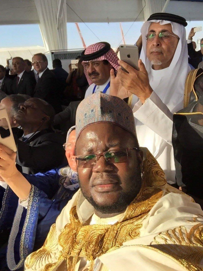 Serigne Mansour Niass, fils de Serigne Mamoune, était l'invité du Président égyptien et les notables du pays.. Serigne Mansour Niass, fils de Serigne Mamoune, était l'invité du Président égyptien et les notables du pays..