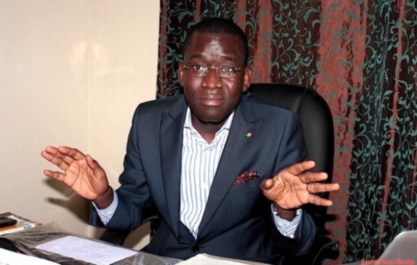 Aliou Sow : «Les hommes politiques ont pillé ce pays» Aliou Sow : «Les hommes politiques ont pillé ce pays»