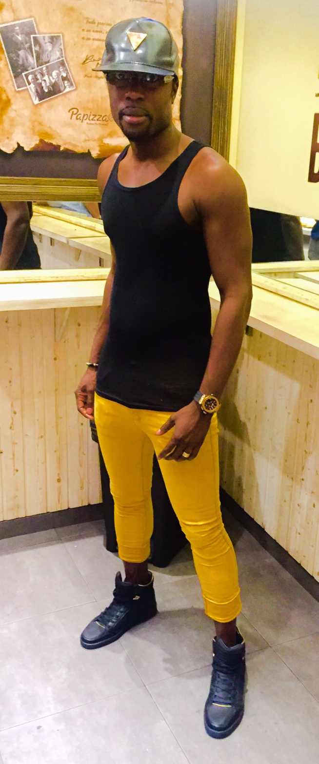 Sidy Samb annonce ses couleurs d'été et vous donne rendez-vous tous les Mardi au Must . Sidy Samb annonce ses couleurs d'été et vous donne rendez-vous tous les Mardi au Must .