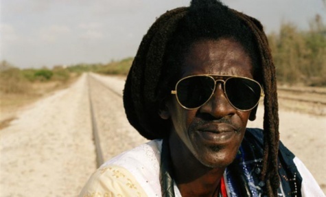 Cheikh Ndigël Lô : « Pape Diouf, c’est Youssou Ndour… Wally, c’est Thione Seck » Cheikh Ndigël Lô : « Pape Diouf, c’est Youssou Ndour… Wally, c’est Thione Seck »