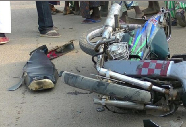 Tivaouane : Deux jeunes perdent la vie dans une tragique course de motos Tivaouane : Deux jeunes perdent la vie dans une tragique course de motos
