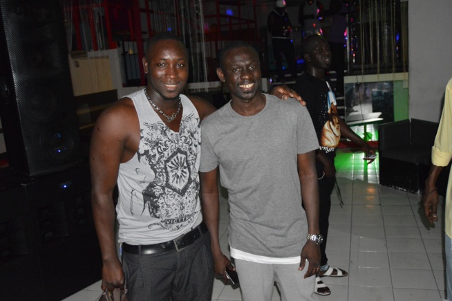 Vidéo + images: Les premières images du "Sound check" de la génération consciente à la Discoteca The World de Brescia. Revivez les images. Vidéo + images: Les premières images du "Sound check" de la génération consciente à la Discoteca The World de Brescia. Revivez les images.