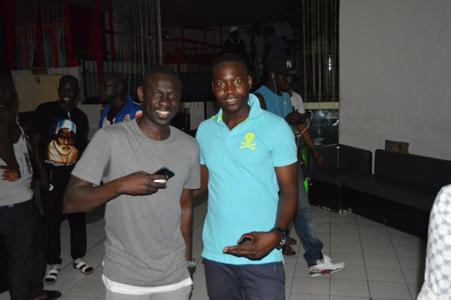 Vidéo + images: Les premières images du "Sound check" de la génération consciente à la Discoteca The World de Brescia. Revivez les images. Vidéo + images: Les premières images du "Sound check" de la génération consciente à la Discoteca The World de Brescia. Revivez les images.