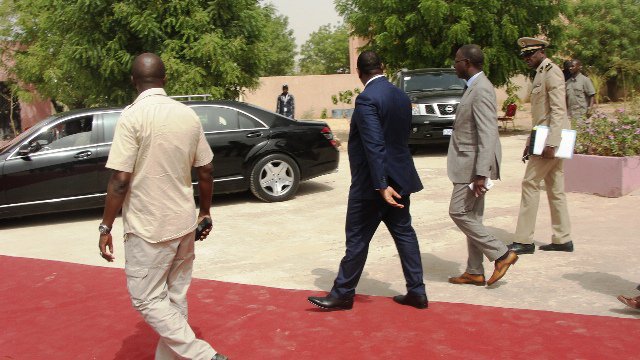 Coupures de courant, demande sociale, inondations, Bby : Ces dossiers chauds qui meublent les vacances de Macky Sall Coupures de courant, demande sociale, inondations, Bby : Ces dossiers chauds qui meublent les vacances de Macky Sall