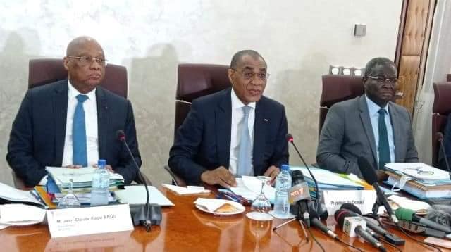 Cheikh Diba et Abdourahmane Sarr au Conseil des Ministres de l'UEMOA Ã Ouagadougou (Photos) Cheikh Diba et Abdourahmane Sarr au Conseil des Ministres de l'UEMOA Ã Ouagadougou (Photos)