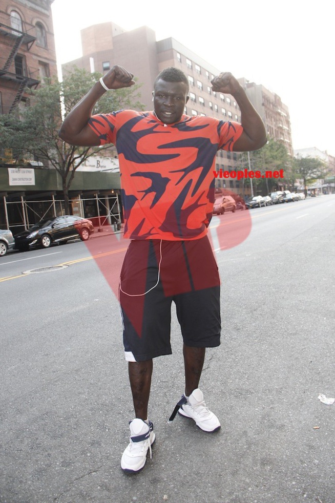 PHOTOS: Le lutteur Amanékh aux Etats Unis PHOTOS: Le lutteur Amanékh aux Etats Unis