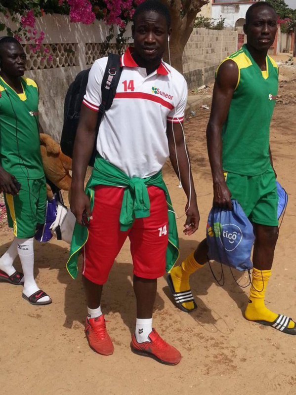 Décès du footballeur Mamadou Salif Ndiaye, ce matin, en plein regroupement de l'équipe du Sénégal U23 Décès du footballeur Mamadou Salif Ndiaye, ce matin, en plein regroupement de l'équipe du Sénégal U23
