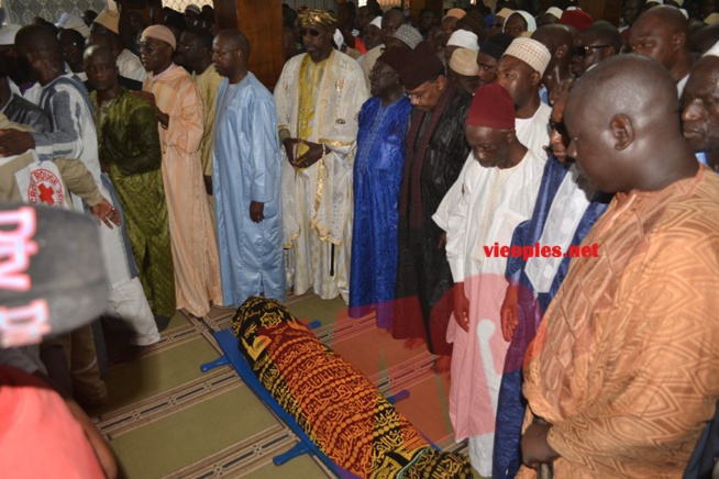 Lévé du corps de Doudou Ndiaye Coumba Rose qui repose désormais à Yoff.