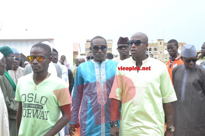 Lévé du corps de Doudou Ndiaye Coumba Rose qui repose désormais à Yoff. Lévé du corps de Doudou Ndiaye Coumba Rose qui repose désormais à Yoff.