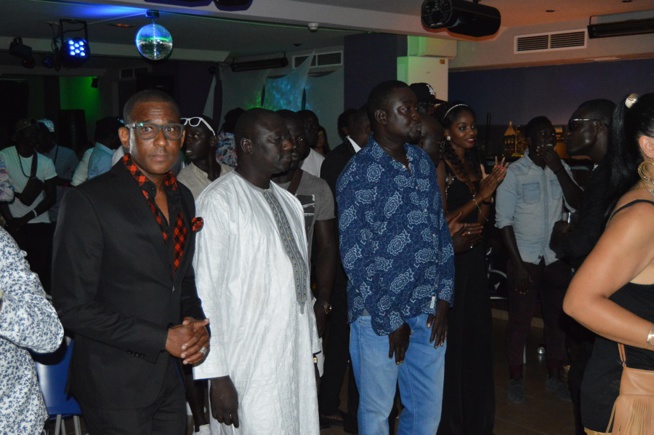 EUROPEAN TOUR: Pape Diouf , premier artiste Sénégalais dans la chaleur d'Ibiza une ville touristique d'Espagne EUROPEAN TOUR: Pape Diouf , premier artiste Sénégalais dans la chaleur d'Ibiza une ville touristique d'Espagne