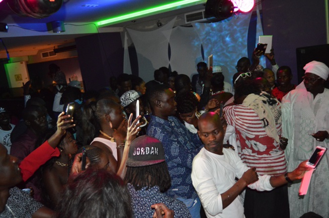 EUROPEAN TOUR: Pape Diouf , premier artiste Sénégalais dans la chaleur d'Ibiza une ville touristique d'Espagne EUROPEAN TOUR: Pape Diouf , premier artiste Sénégalais dans la chaleur d'Ibiza une ville touristique d'Espagne