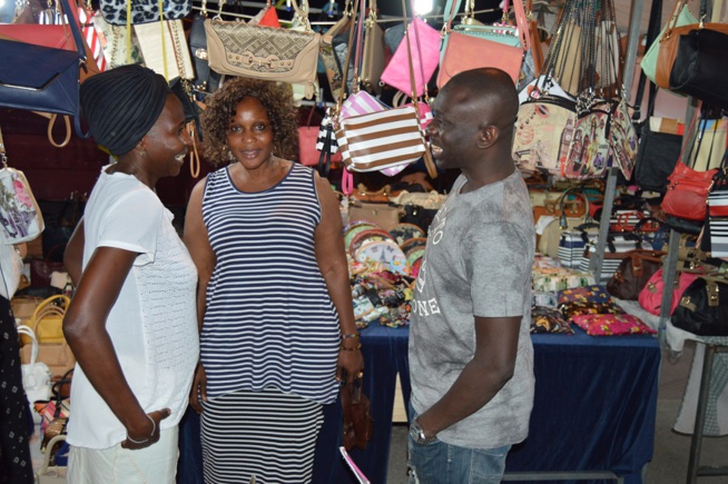 Reportage photos: Pape Diouf à la rencontre  des "Modous - Modous" de Alcacaress, Traviajores et de Mourcia en Espagne.