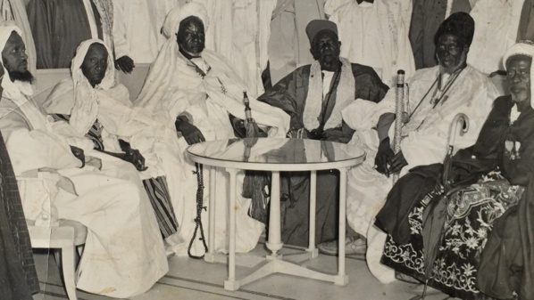 Leçon d’un architecte de la paix: Comment Jaraaf Alieu Codou Ndoye réconcilia Ndakaarou ? Leçon d’un architecte de la paix: Comment Jaraaf Alieu Codou Ndoye réconcilia Ndakaarou ?
