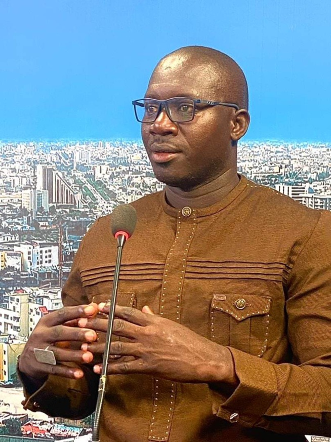 Le syndrome Sarkozy est inévitable au Sénégal. Par Samba Ndong cadre APR Biscuterie Le syndrome Sarkozy est inévitable au Sénégal. Par Samba Ndong cadre APR Biscuterie